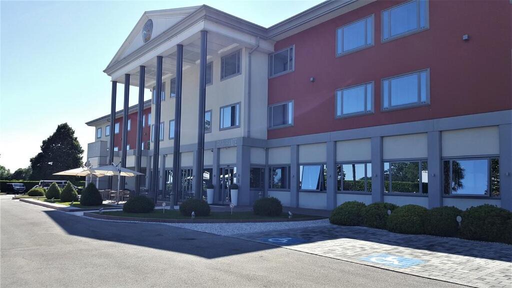 Hotel Poppi Mira Exterior foto
